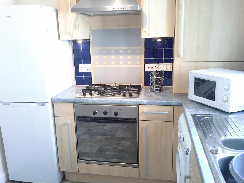 Modern Leith Apartment. エディンバラ エクステリア 写真