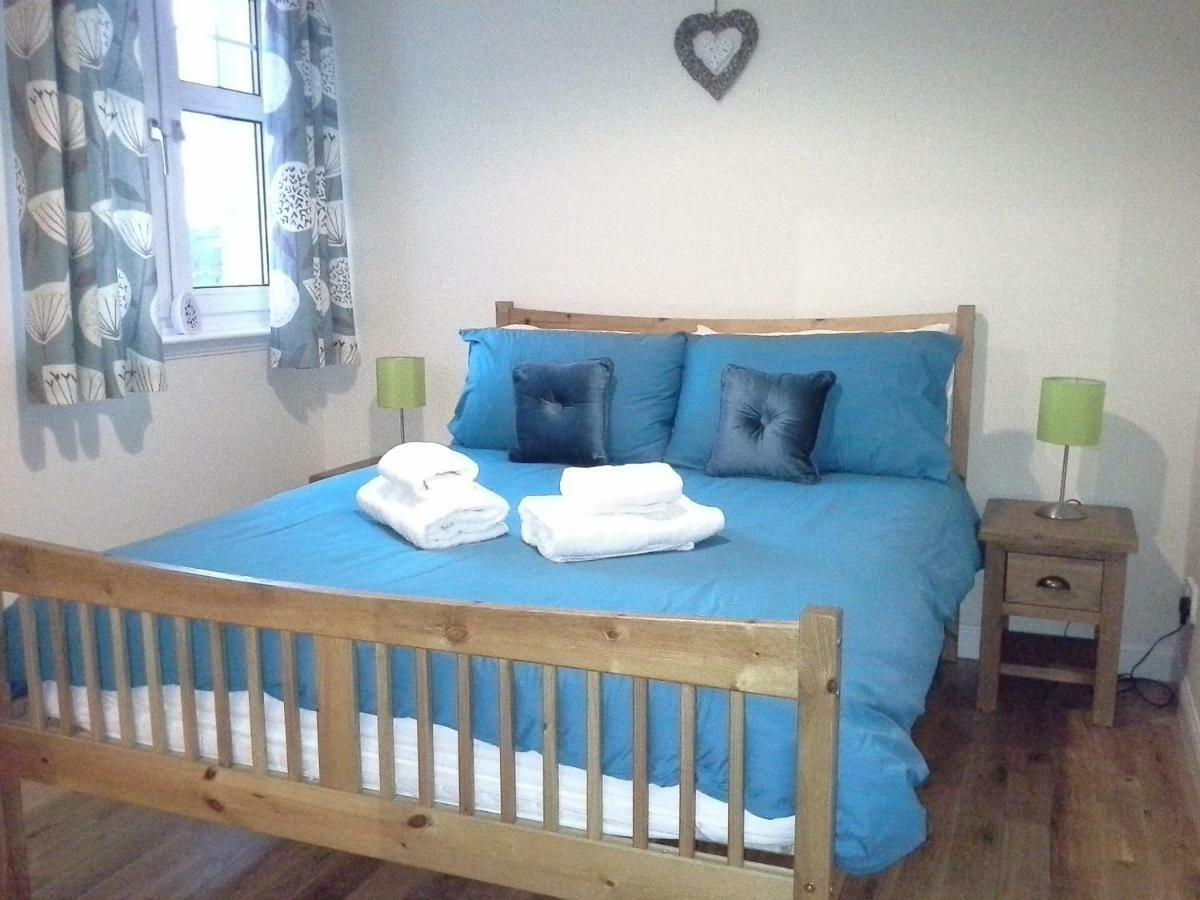 Modern Leith Apartment. エディンバラ エクステリア 写真