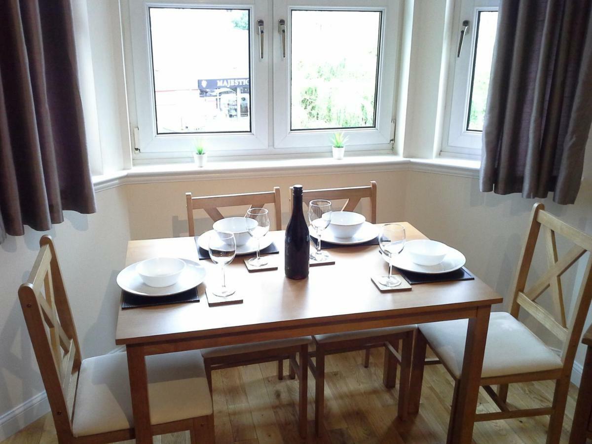 Modern Leith Apartment. エディンバラ エクステリア 写真
